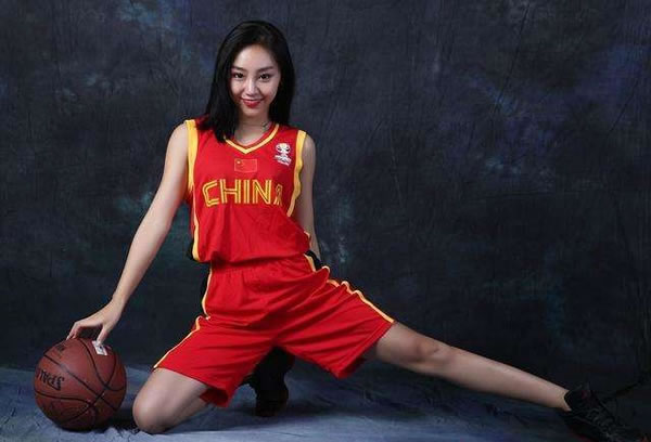巴克利：芬奇敢让爱德华兹下场 华子赛前放狠话要硬刚&上半场1分